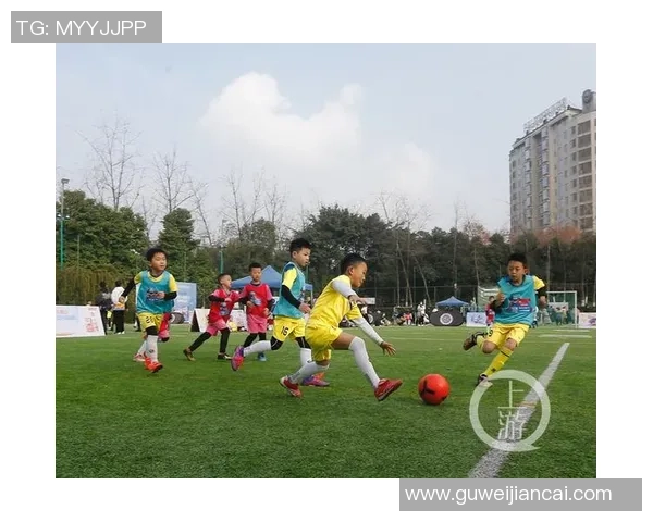 汇聚世界顶级足球明星经典瞬间全景展现绿茵传奇风采